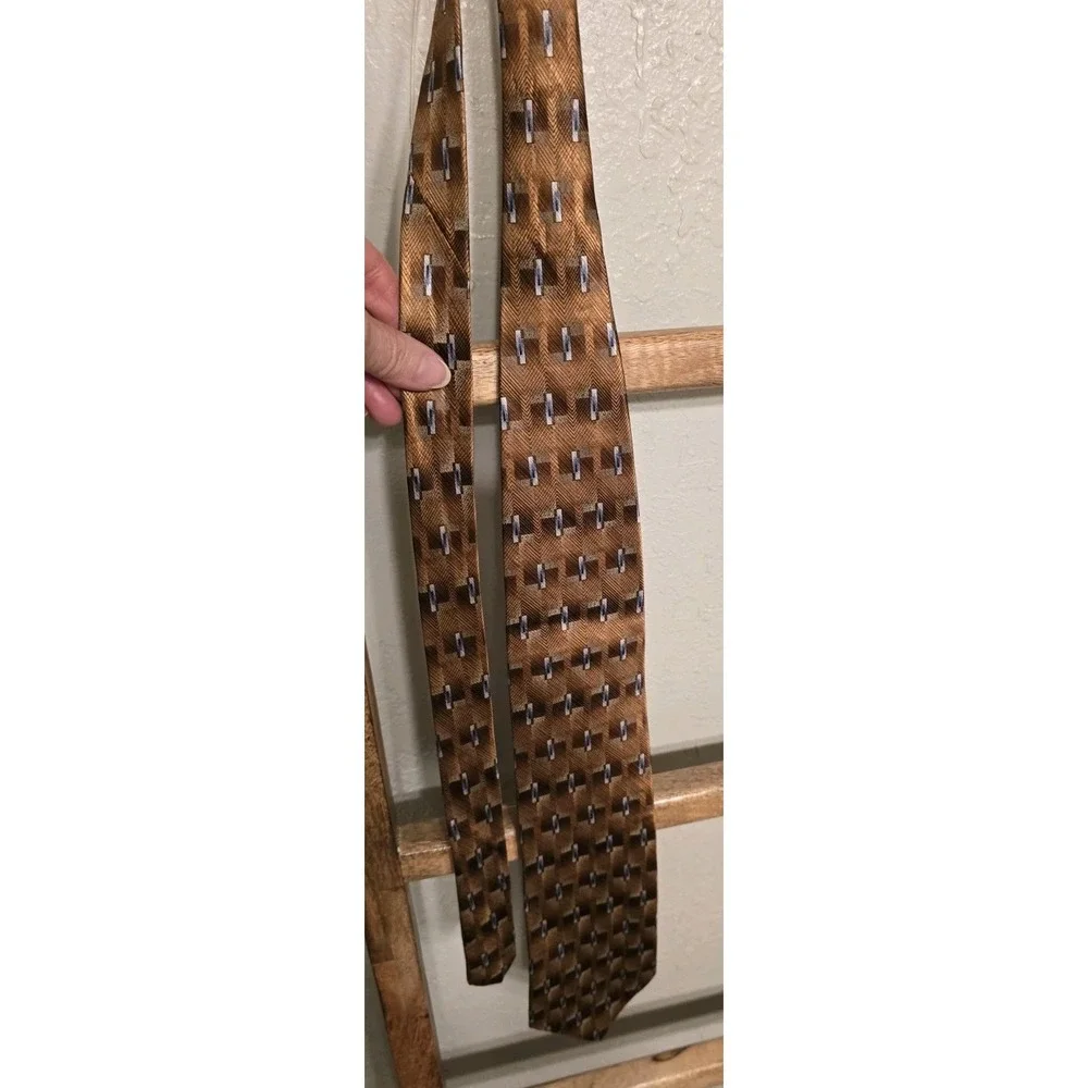 Handmade Men's Bronze Tan Geometric Abstract Silk Tie Blue White Professional